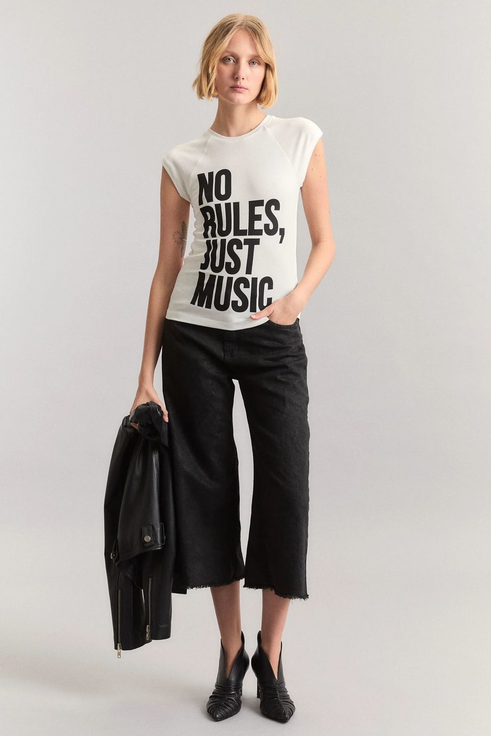 REMERA JUST KSK