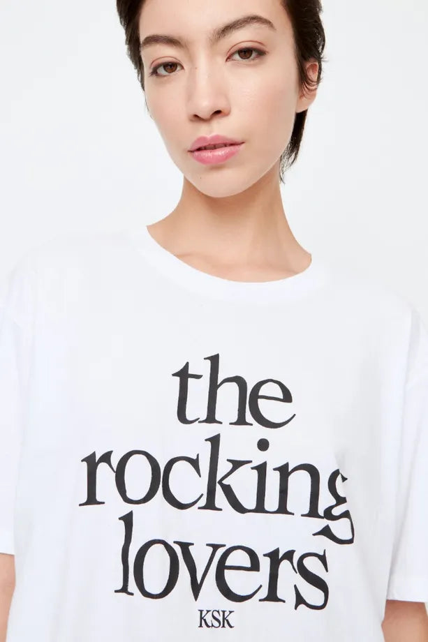 REMERA ROCKING LOVERS PRINT
