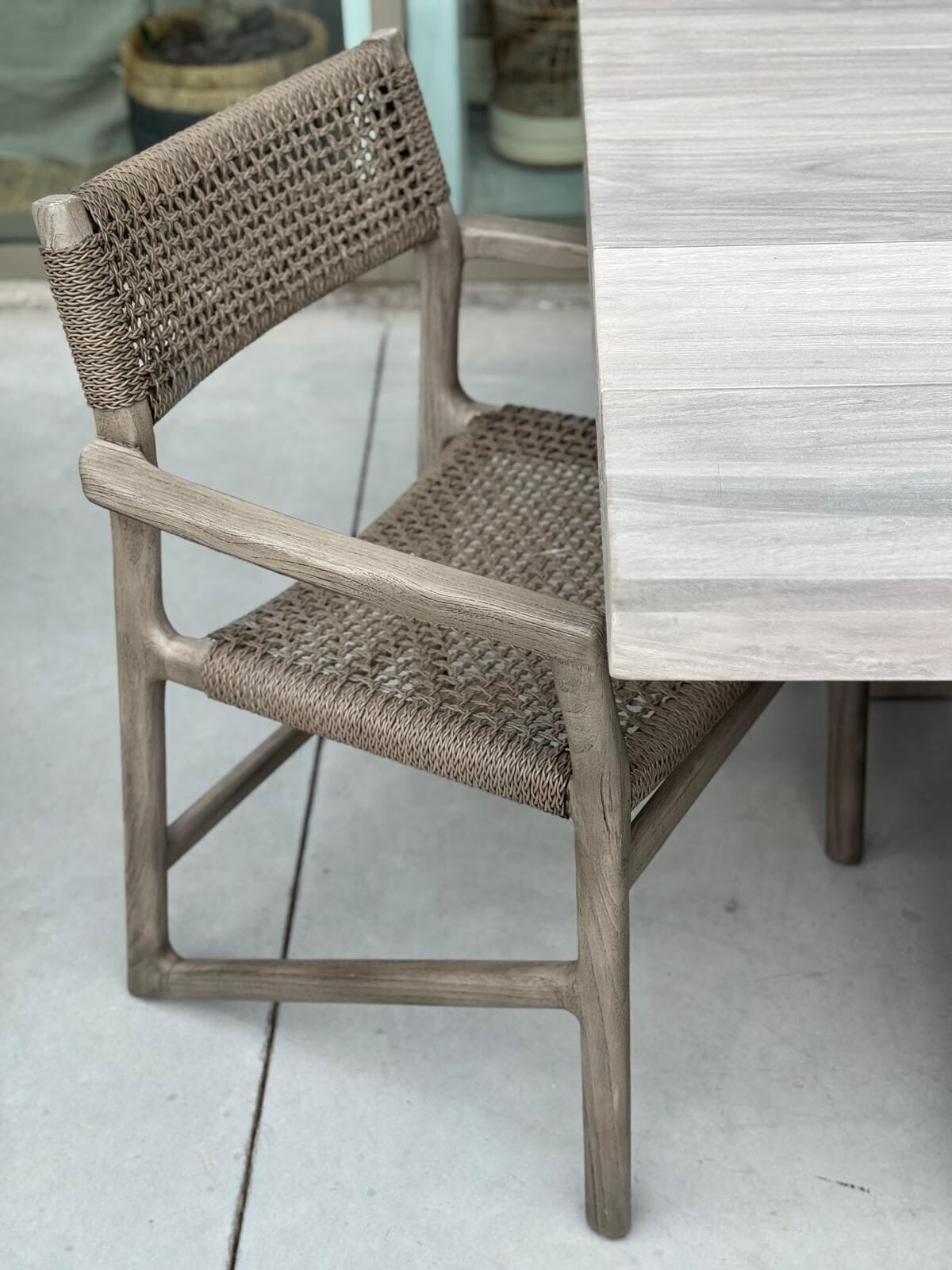 SILLA CARACAS C/BRAZOS TEKA GRIS