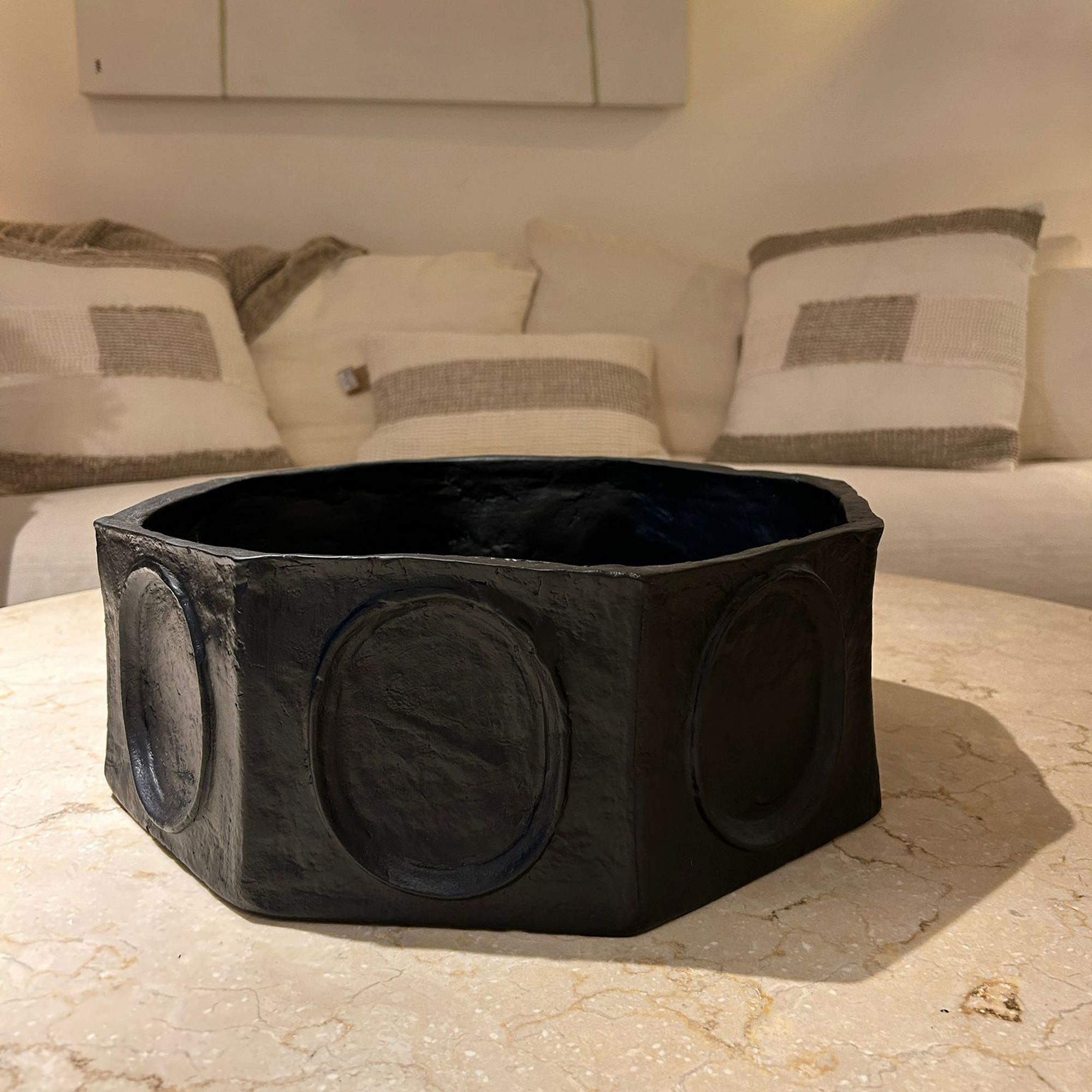 BOWL ARTERIORS OCTOGONAL NEGRO 48 CM