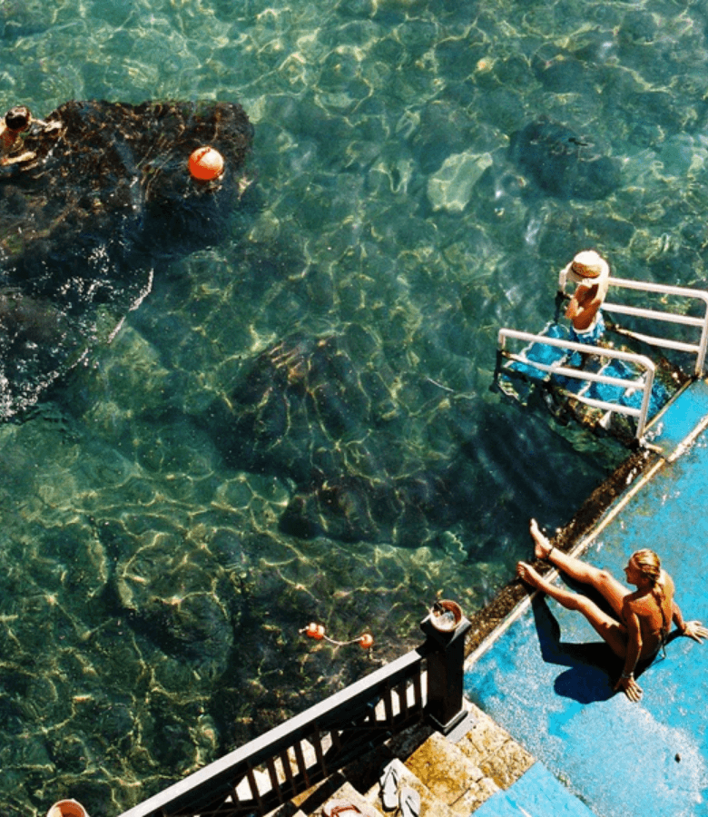 LIBRO A WEEK ABROAD PUGLIA