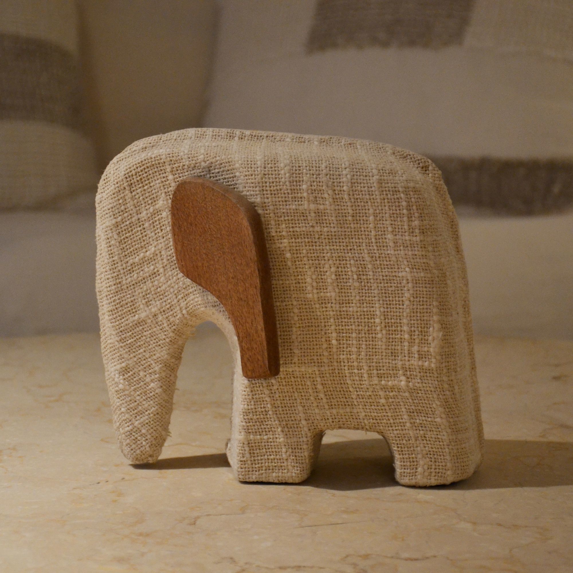 ESCULTURA ARTERIORS ELF LINO MADERA 32X27 CM