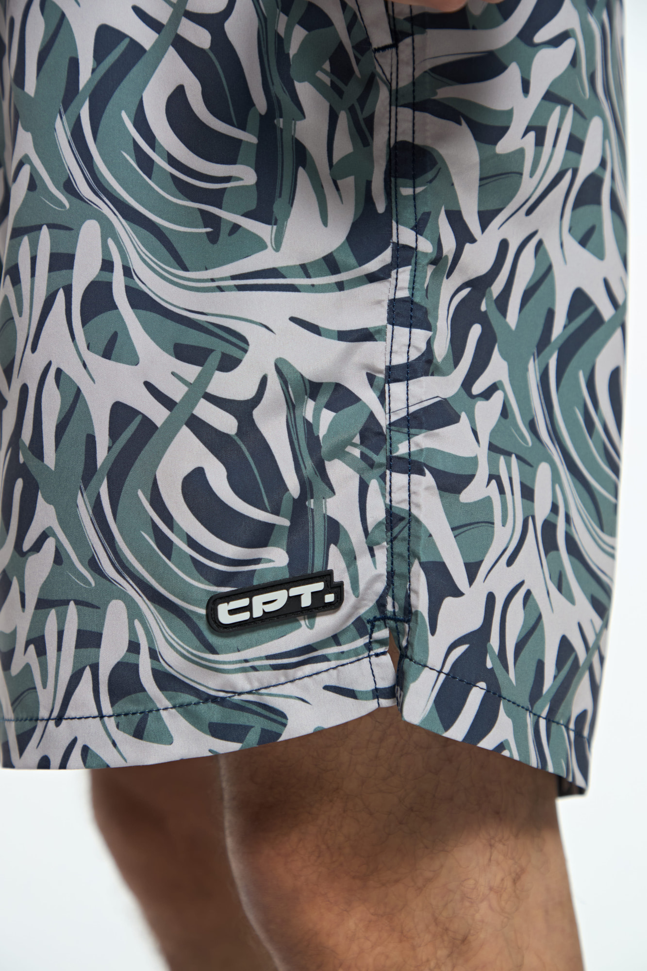 SHORT DE BAÑO OVERSIZE NARO
