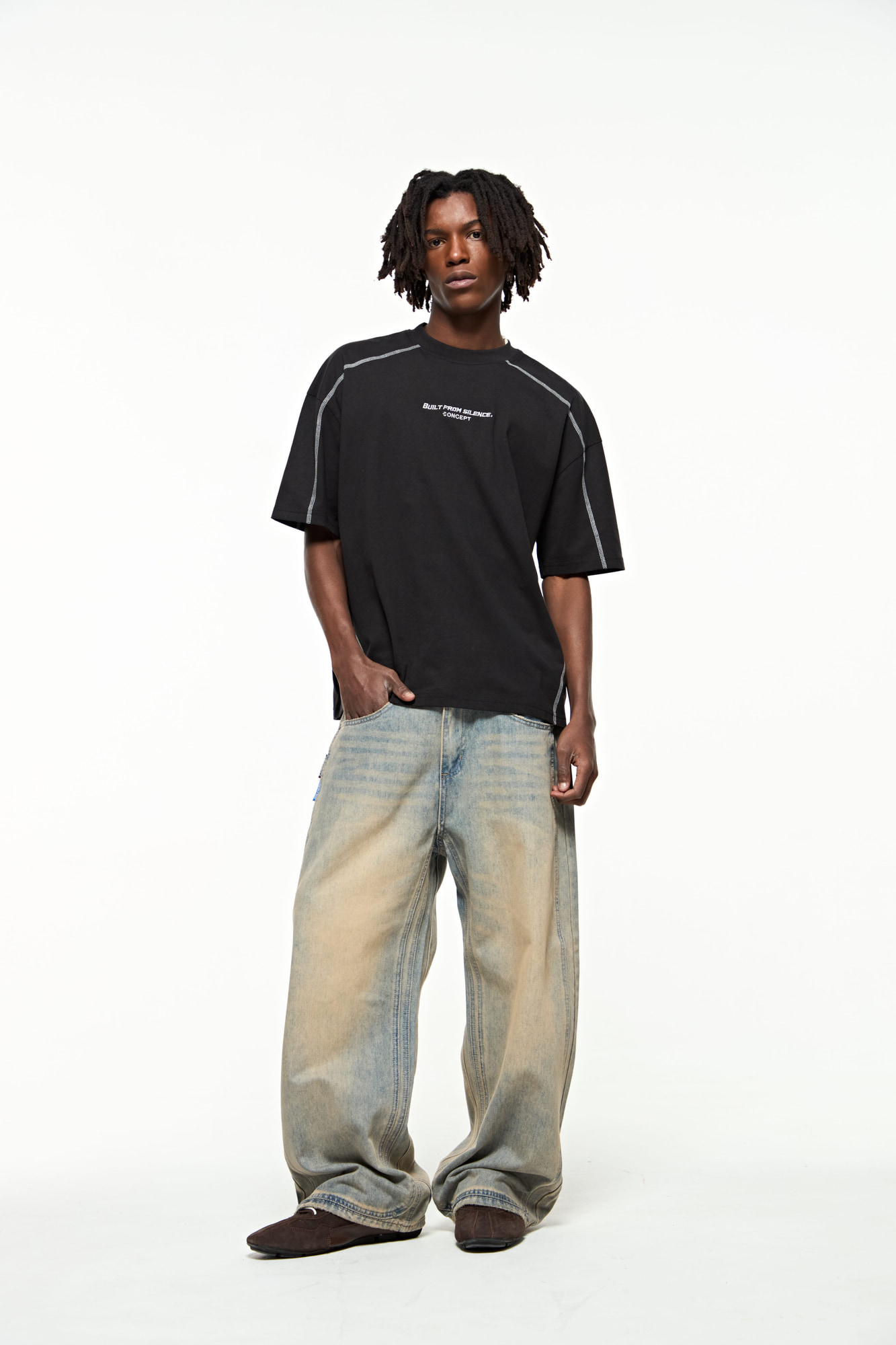 REMERA BOXY FRAME