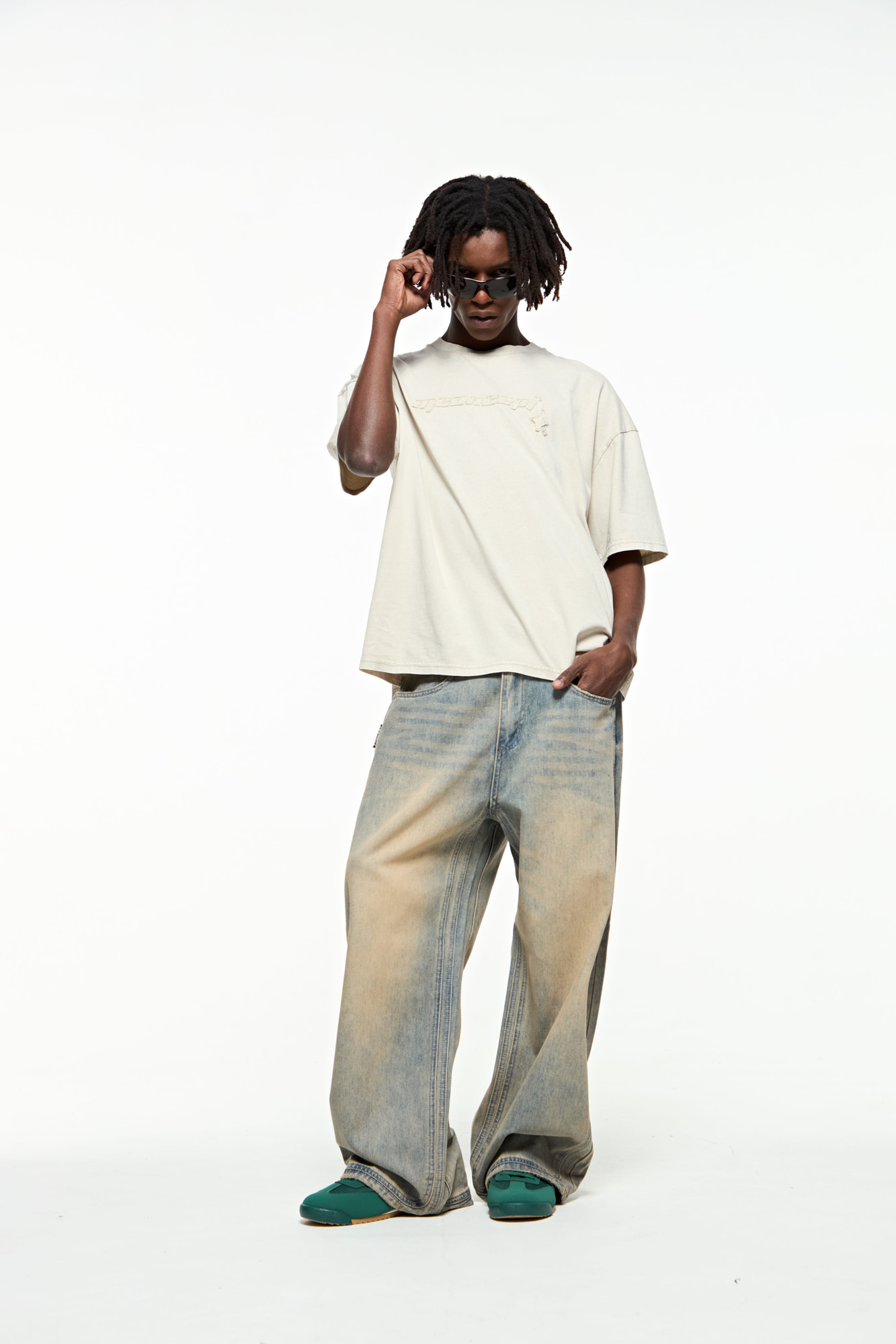 REMERA BOXY ASCENT
