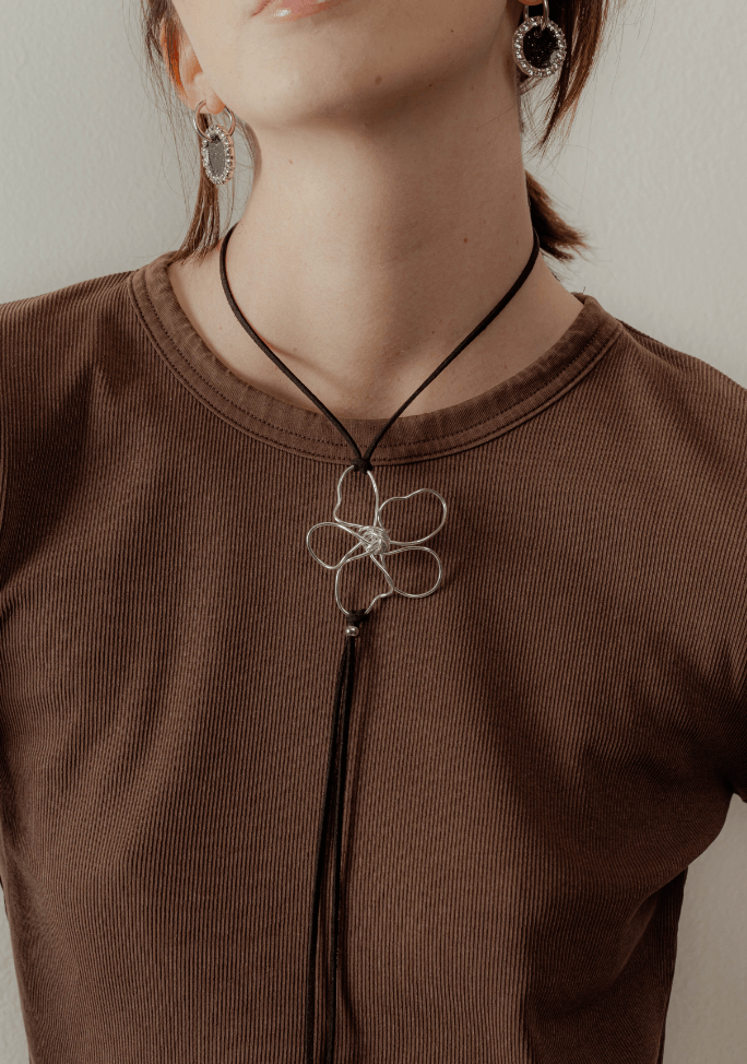 Gaia Choker Black