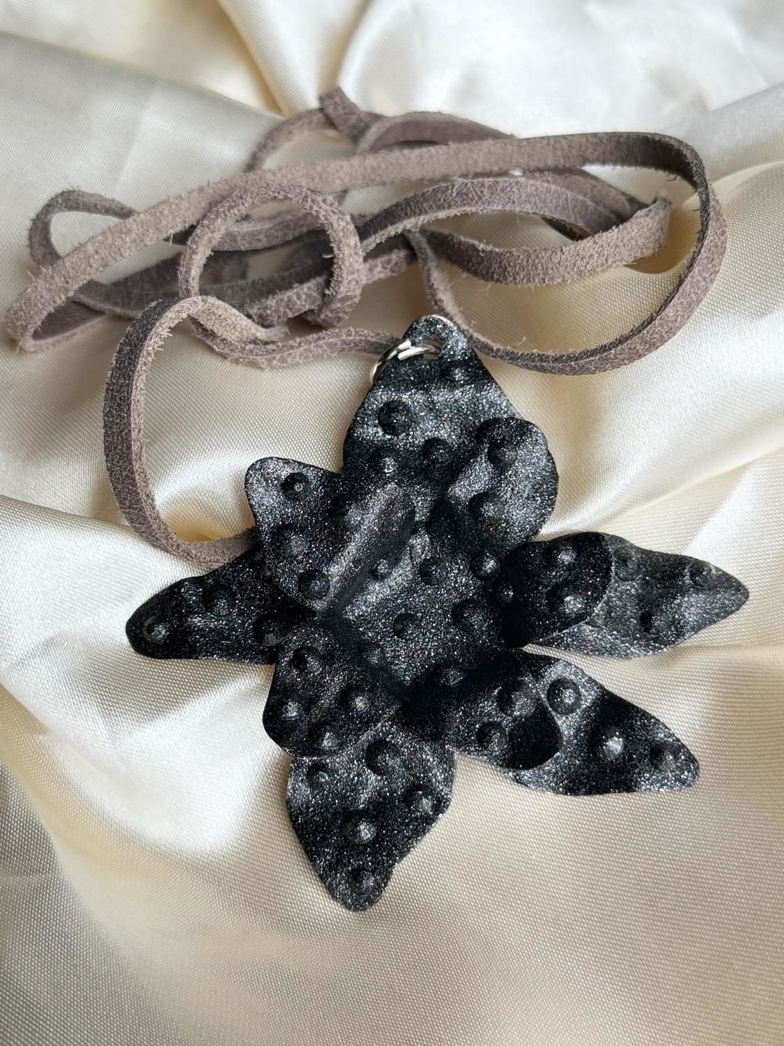 Collar Leia