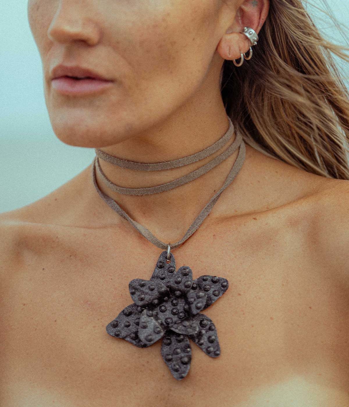 Collar Leia