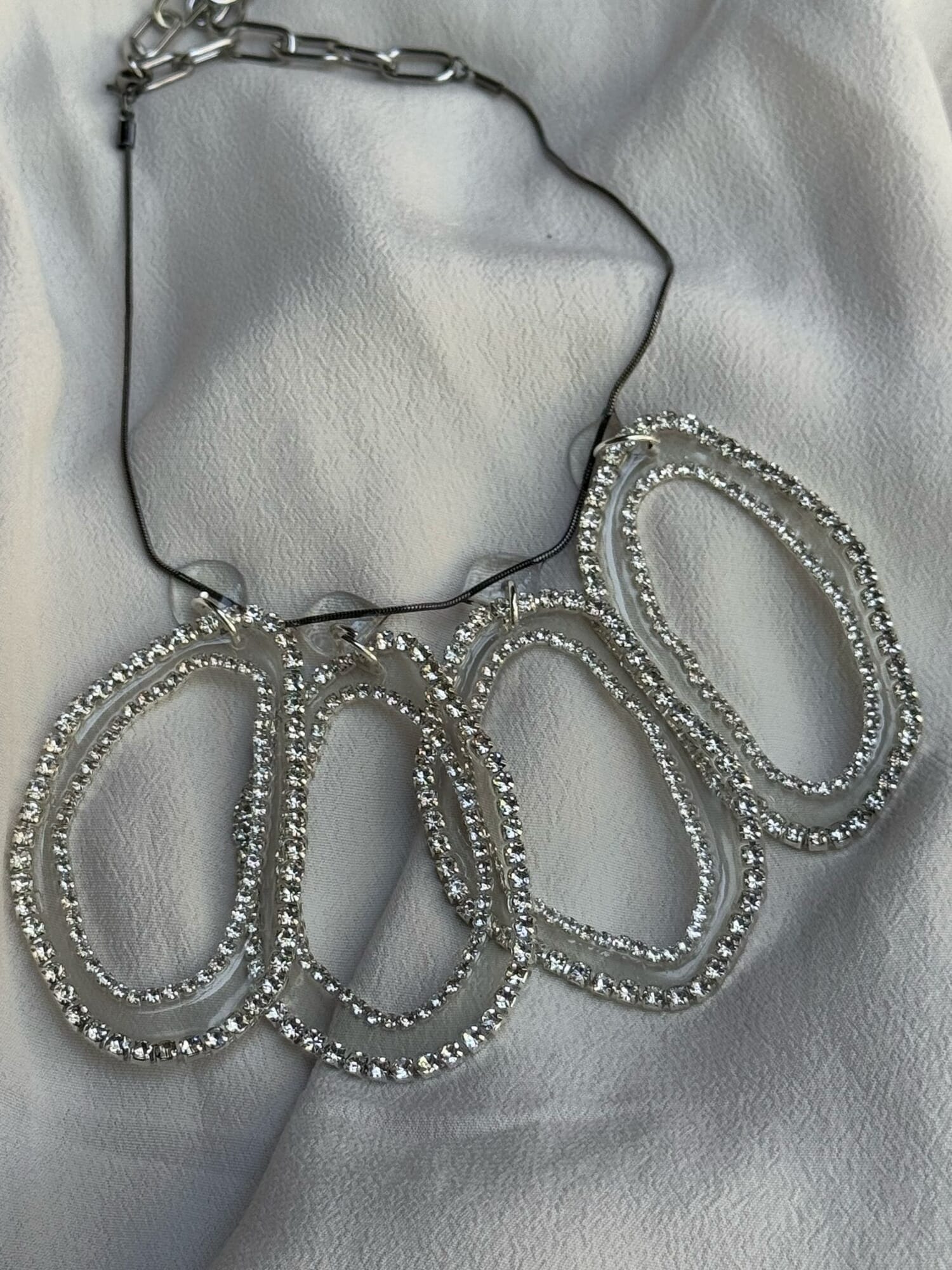Collar Ana