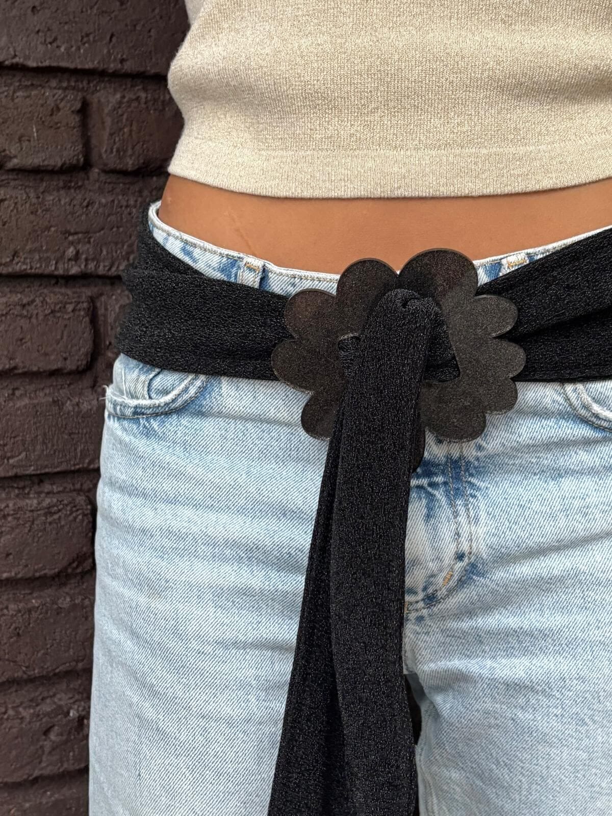 Classic Belt Flower