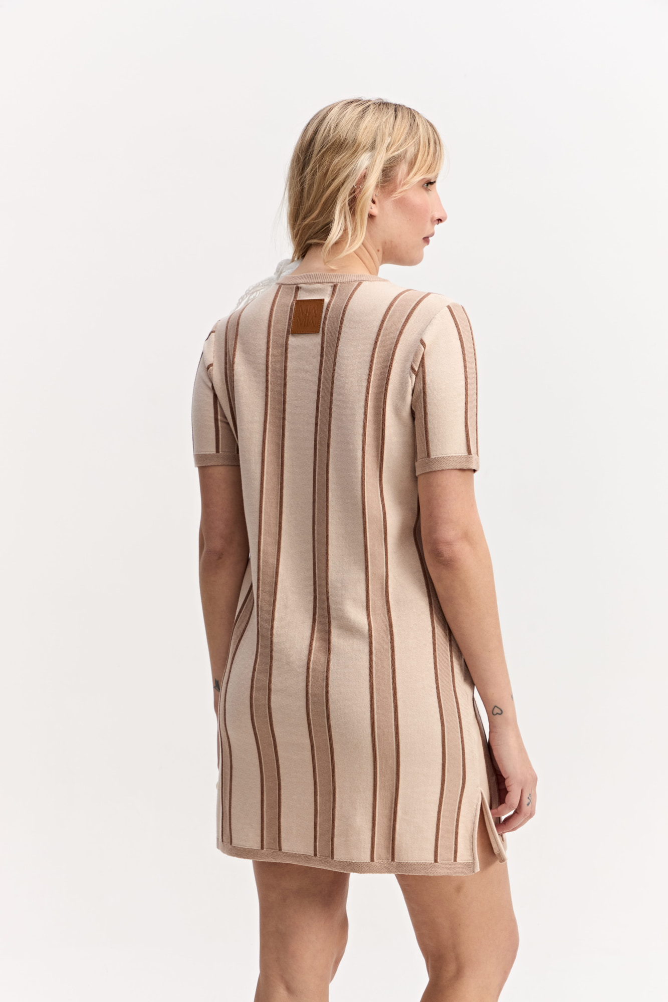 VESTIDO CORTO CARITO