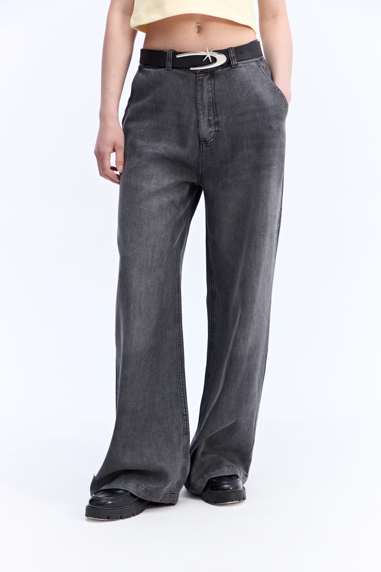 JEAN WIDE LEG LIO