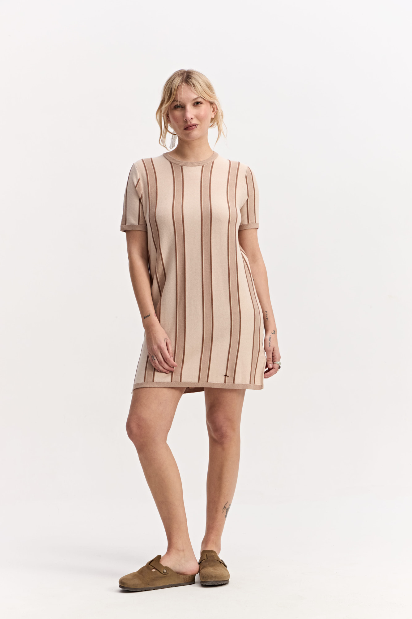 VESTIDO CORTO CARITO