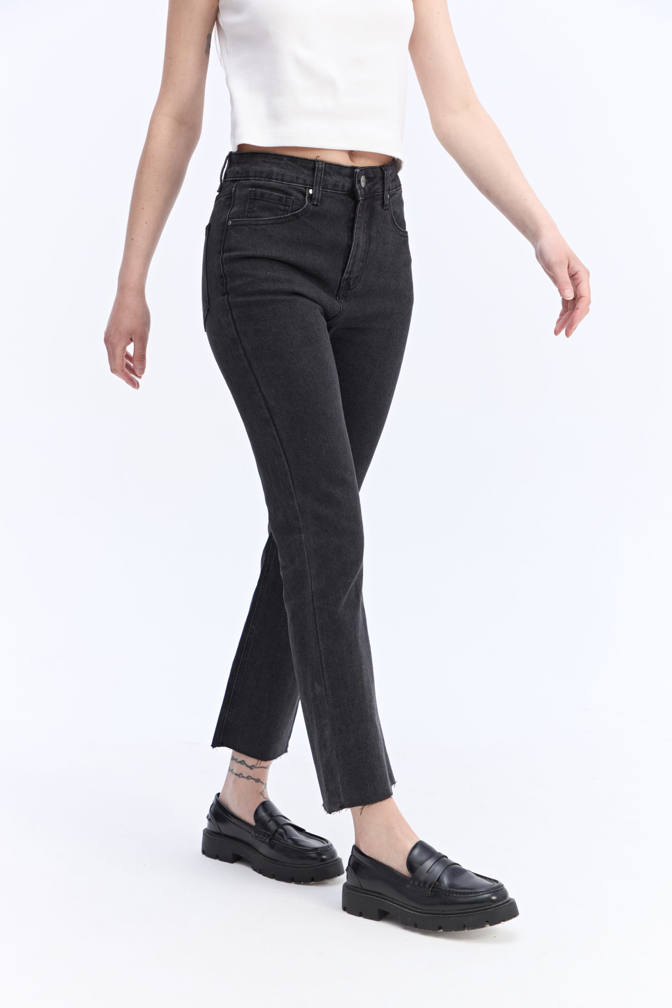 JEAN STRAIGHT MARGARET