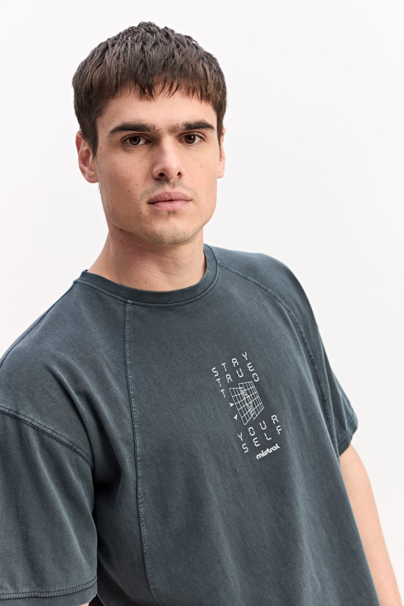 REMERA OVERSIZE TROX