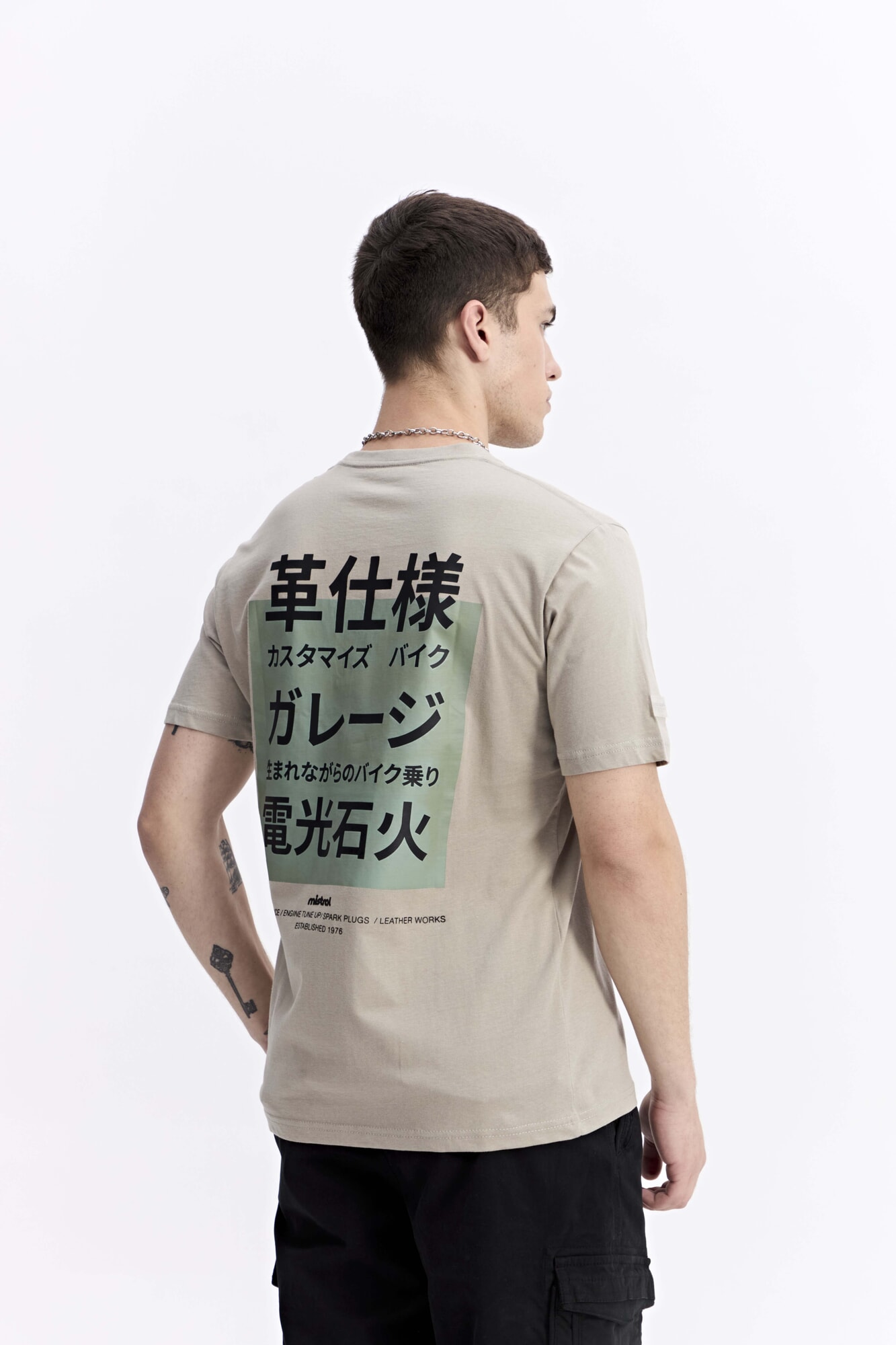 REMERA YAYOI