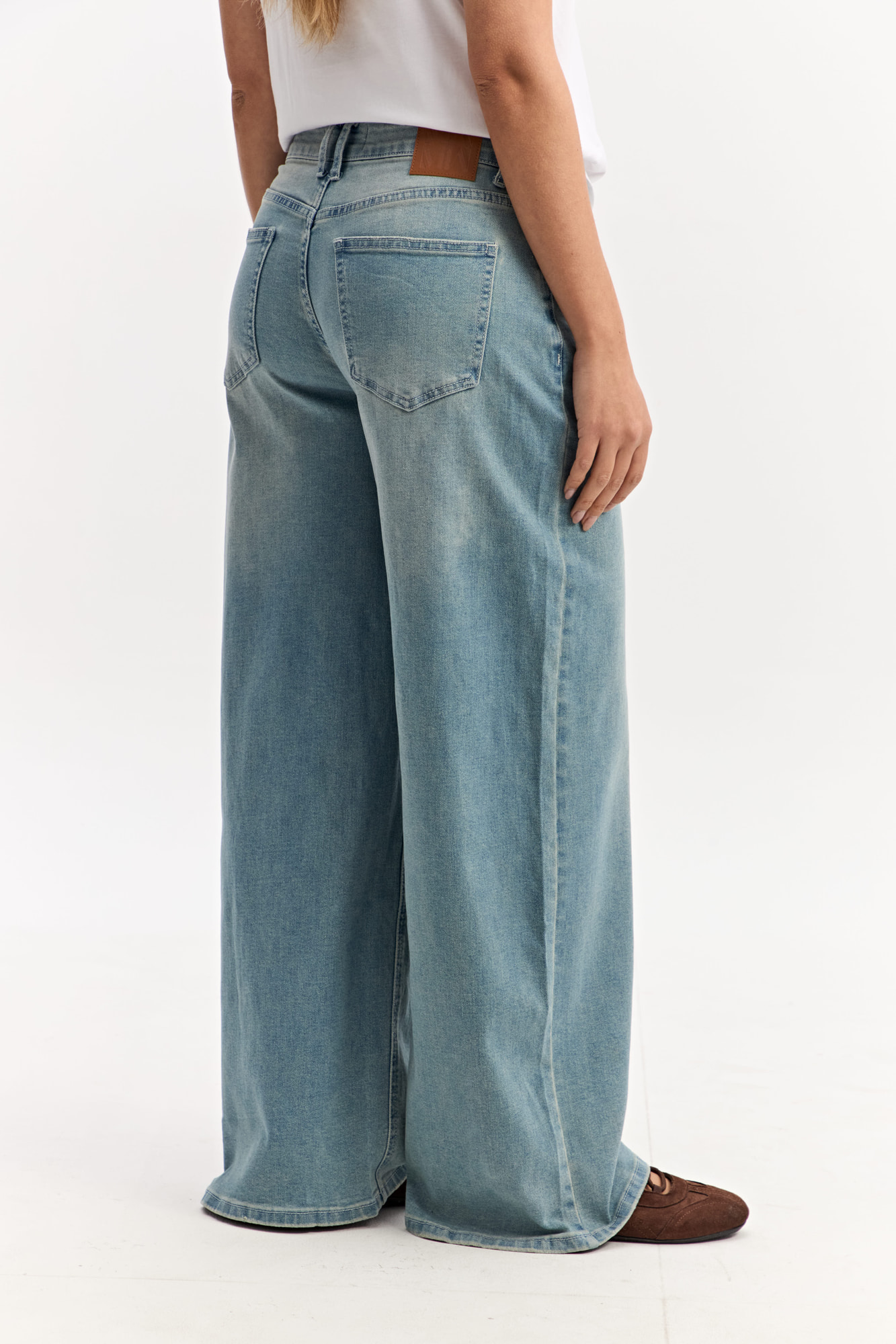 JEAN WIDE LEG DIANA