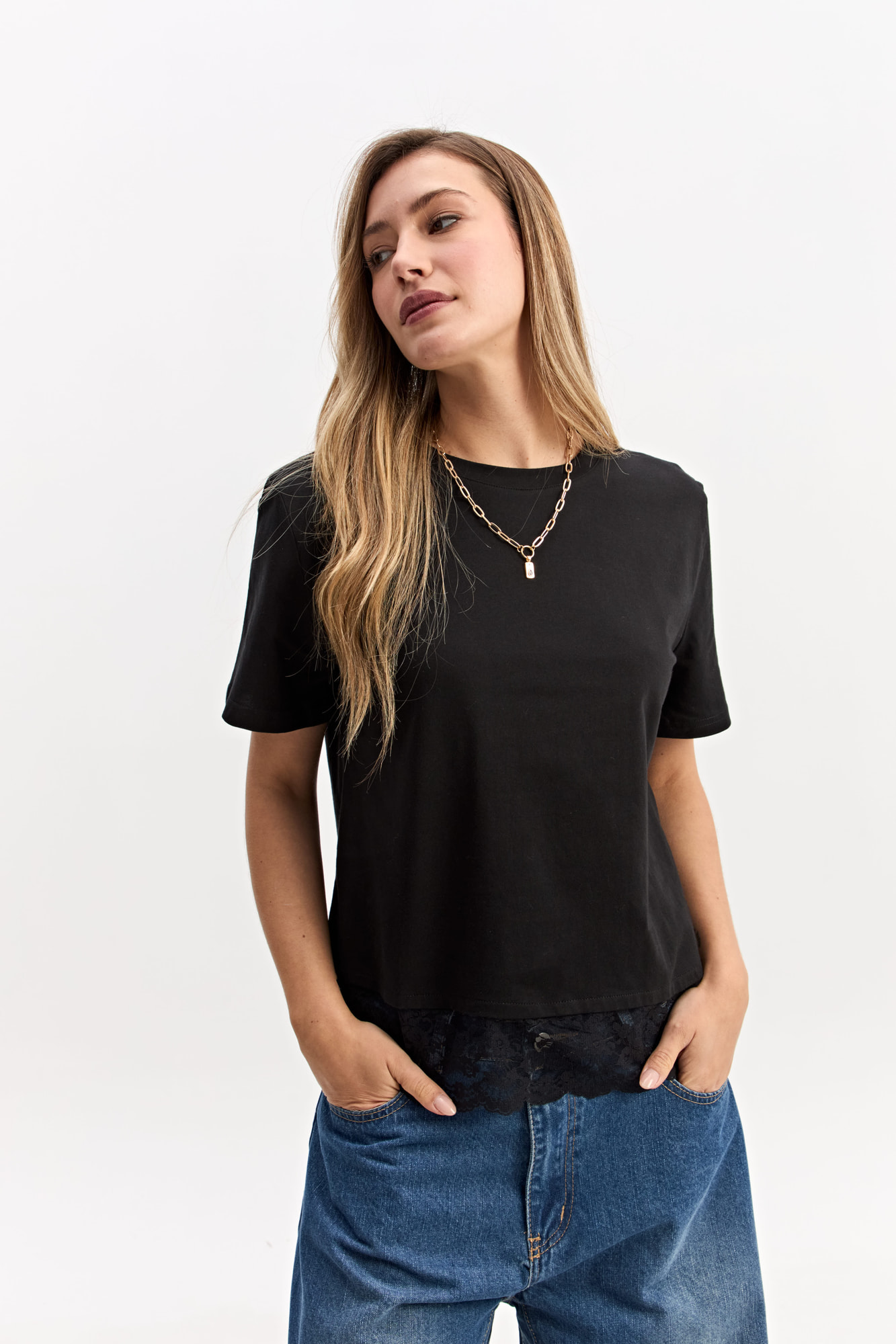 REMERA LACE