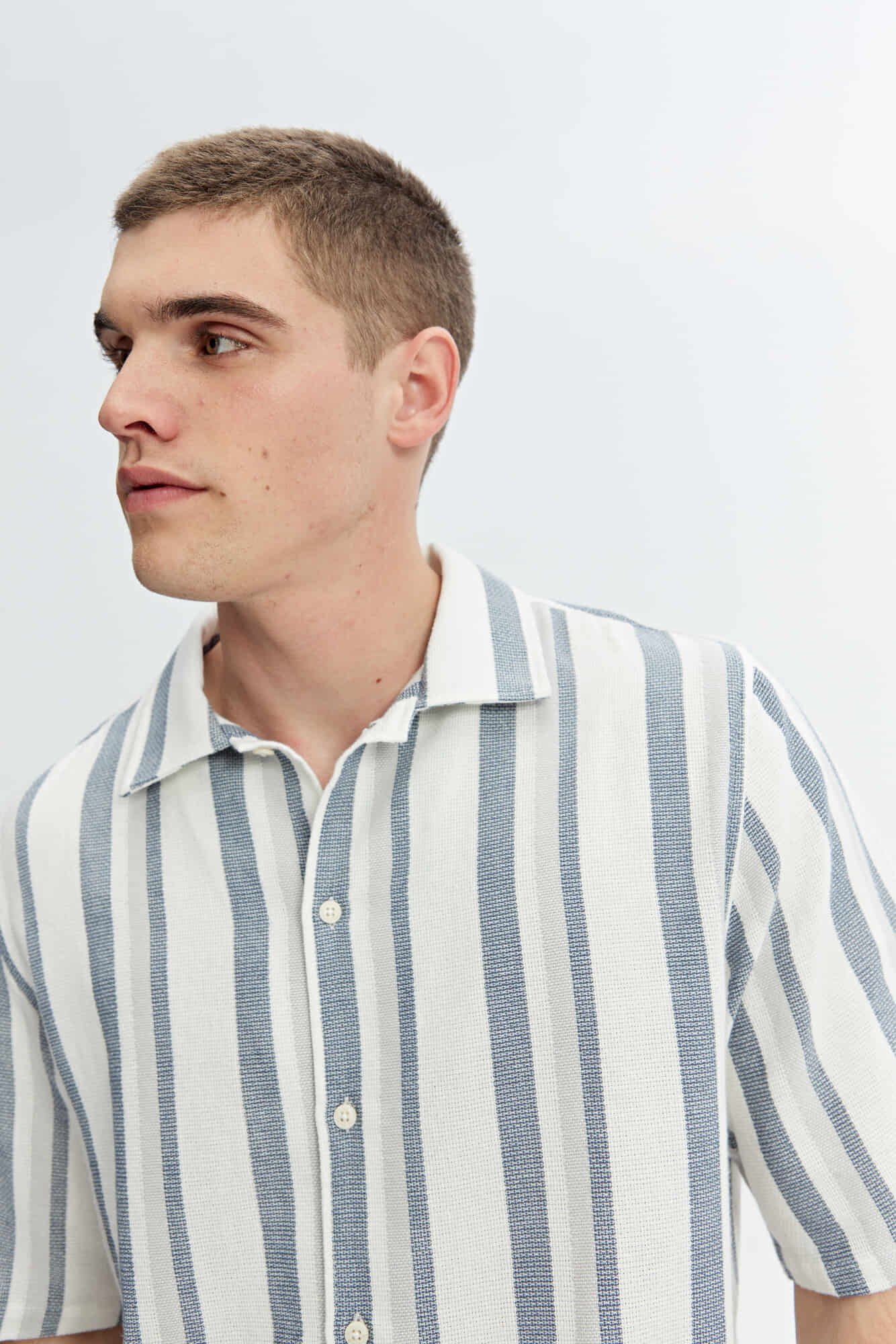 CAMISA MANGA CORTA OVERSIZE SYNTRA