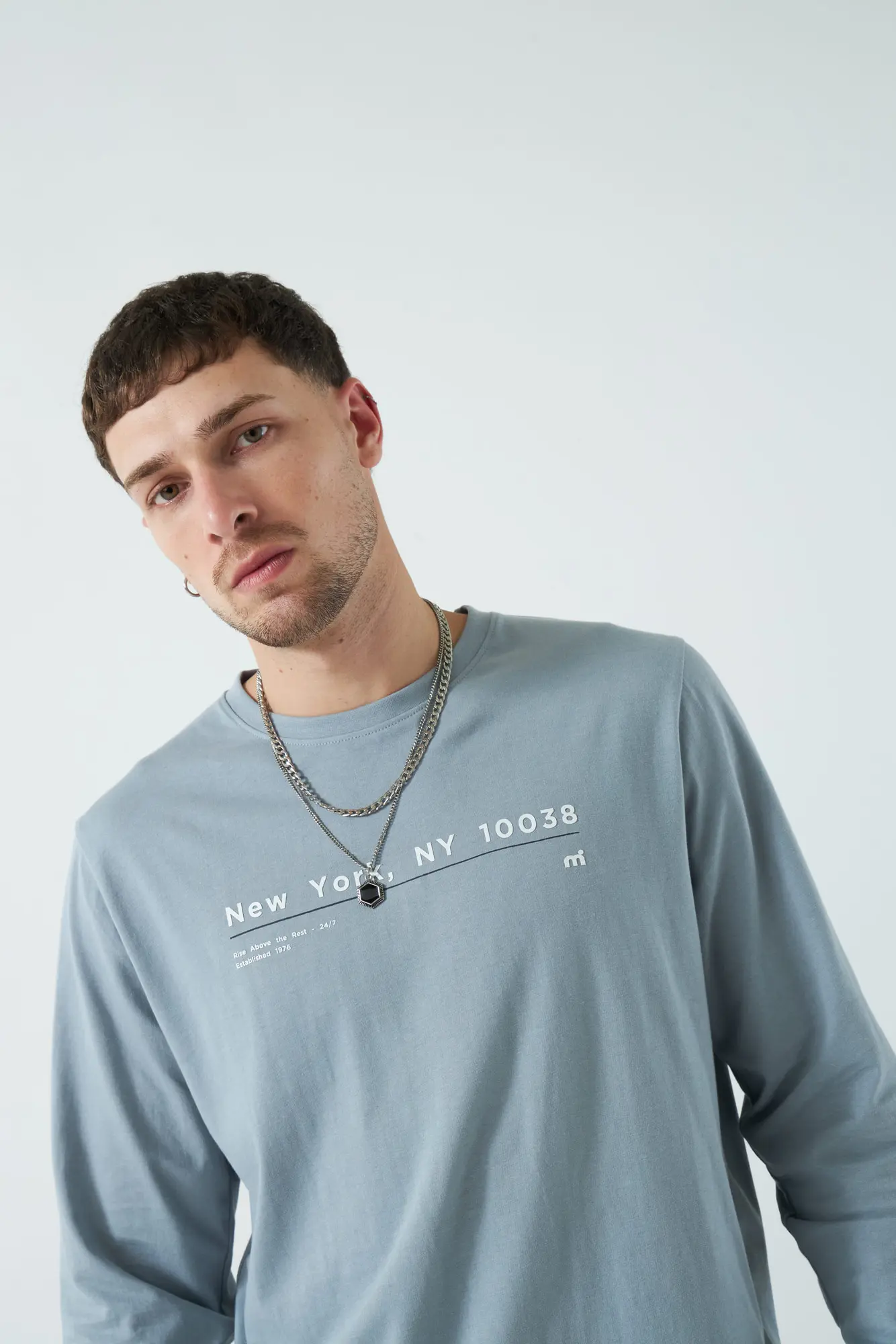 REMERA MANGA LARGA PUNO
