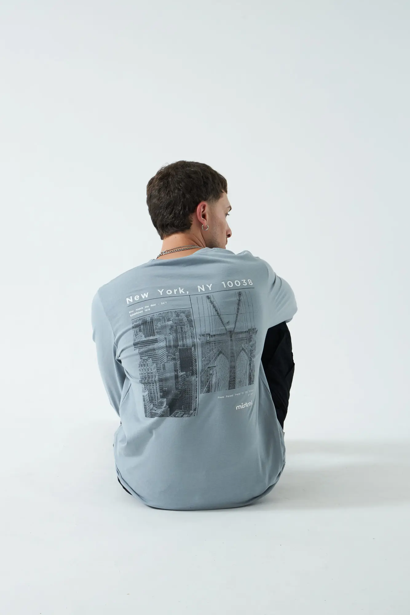 REMERA MANGA LARGA PUNO