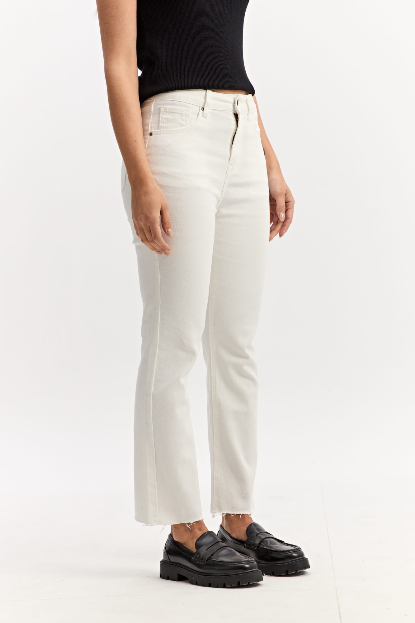 JEAN STRAIGHT MARGARET