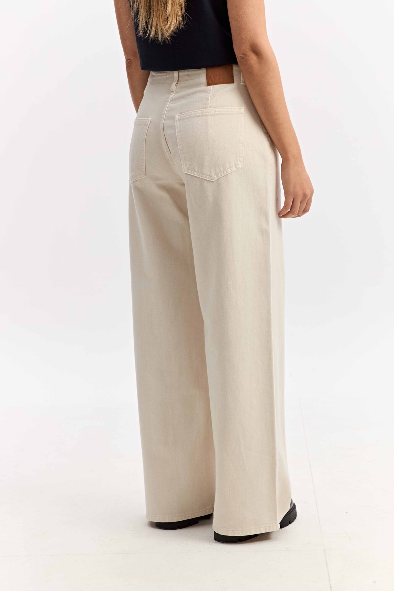 JEAN WIDE LEG ANNE