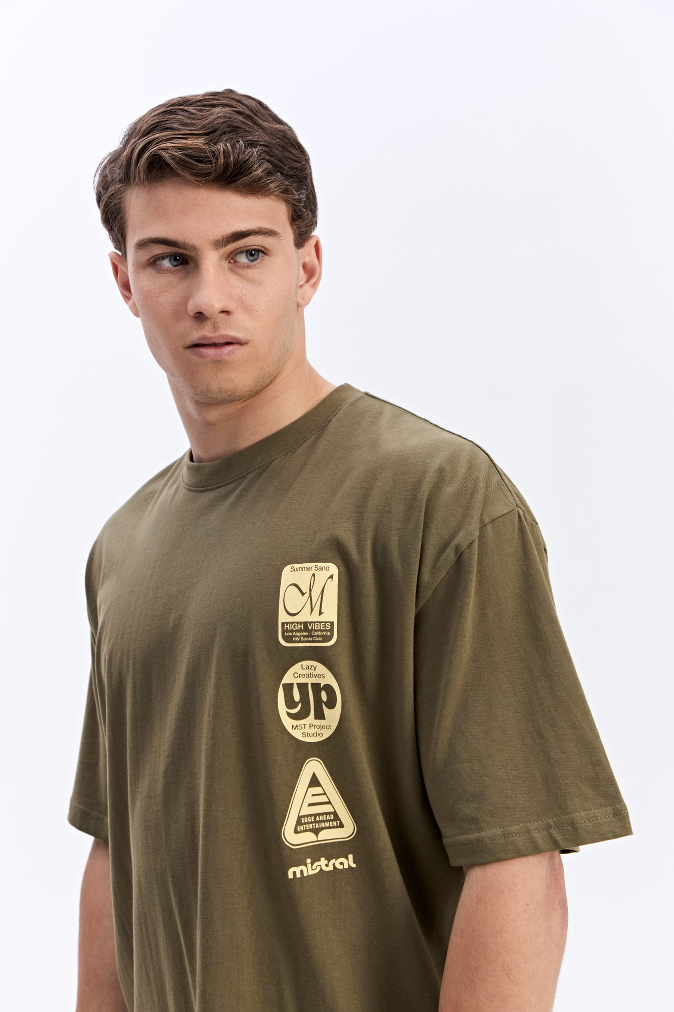 REMERA OVERSIZE TINO