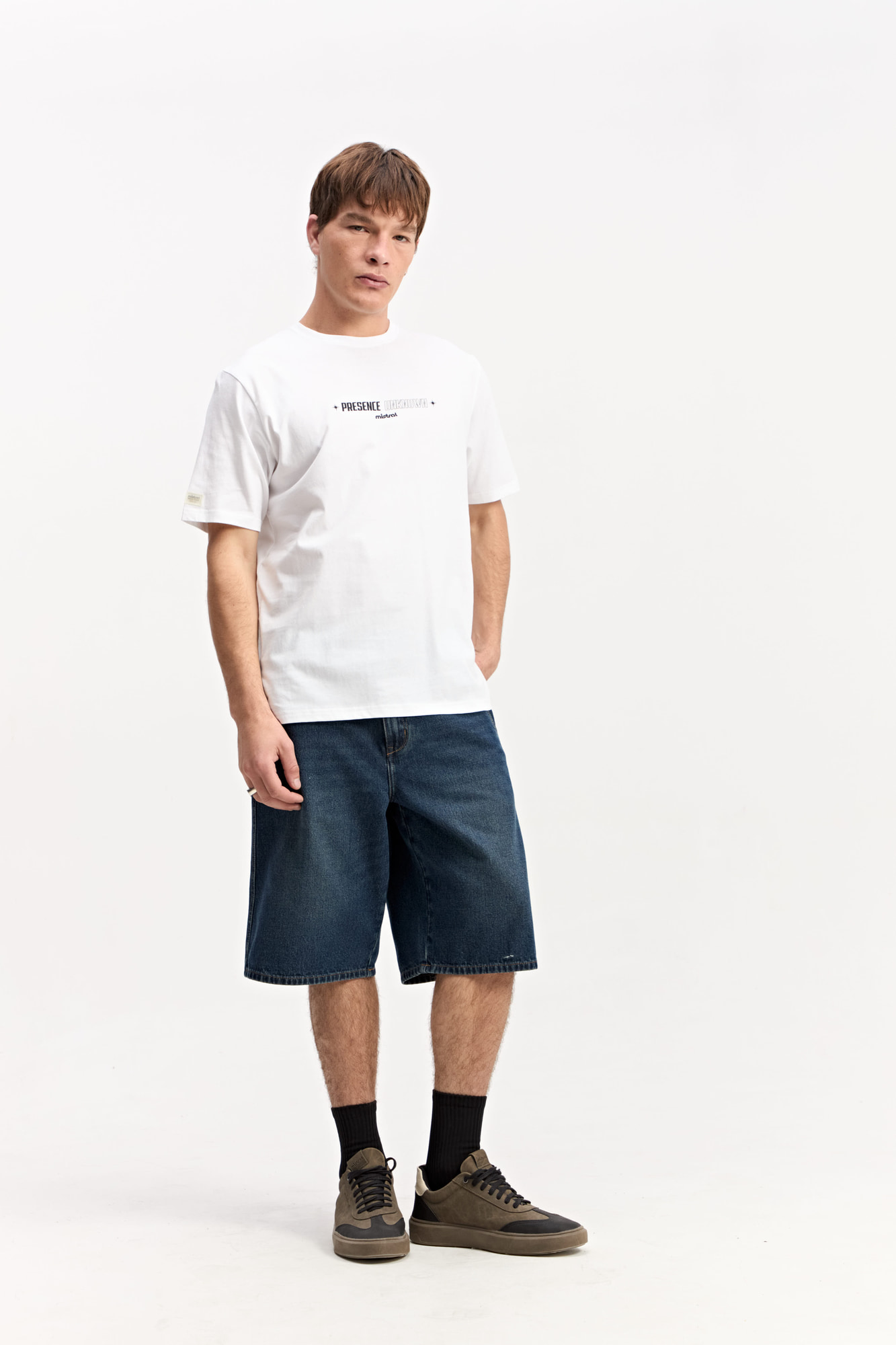 BERMUCA BAGGY TAVIX
