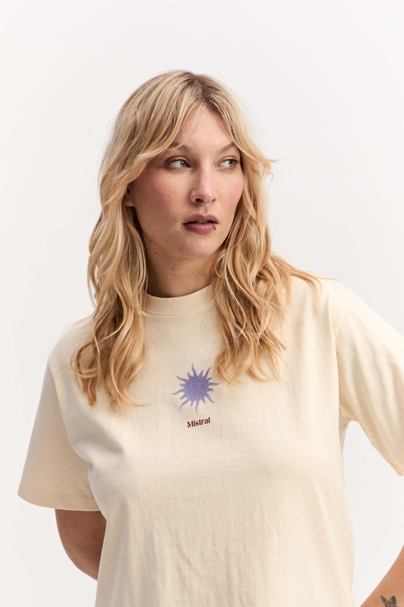 REMERA OVERSIZE SOL