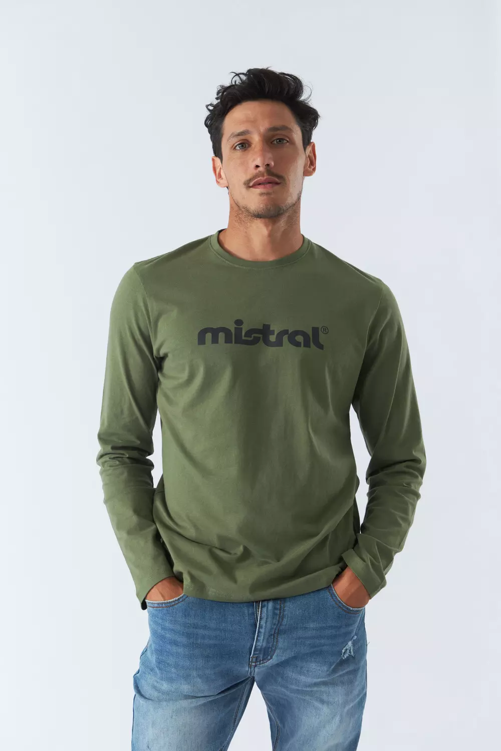 REMERA TOM