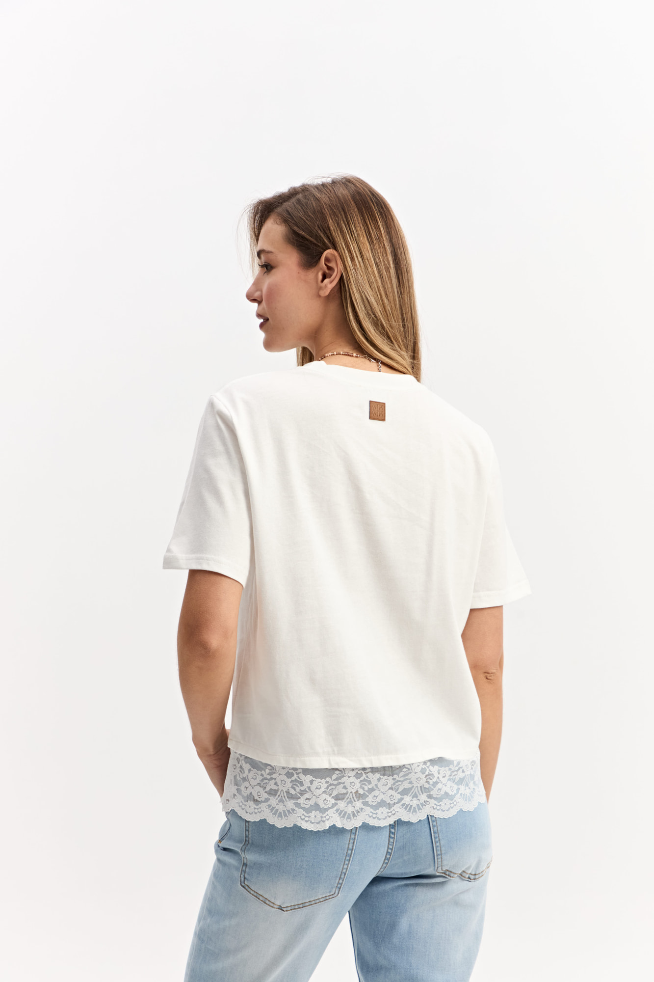 REMERA LACE