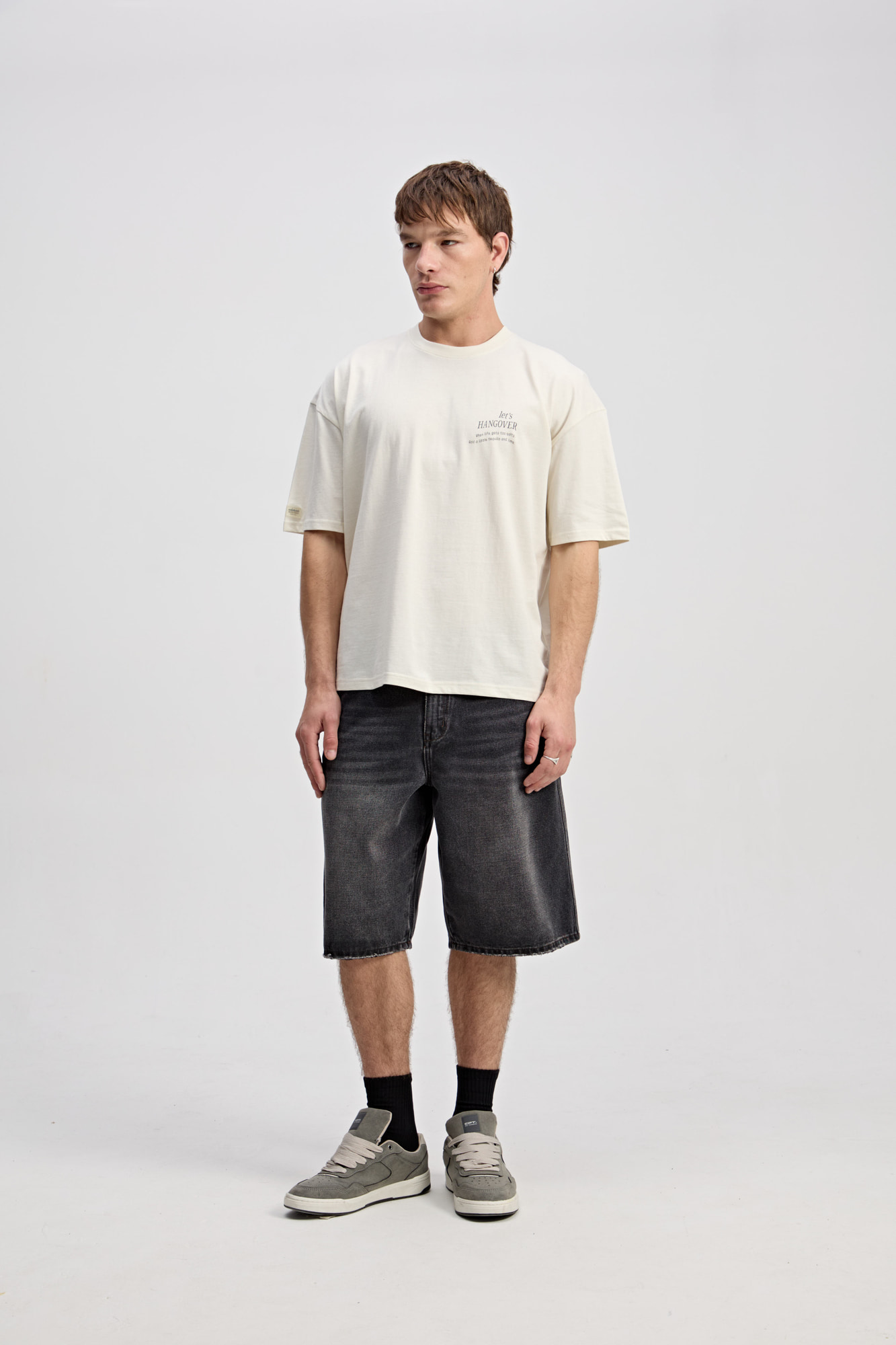 BERMUCA BAGGY TAVIX