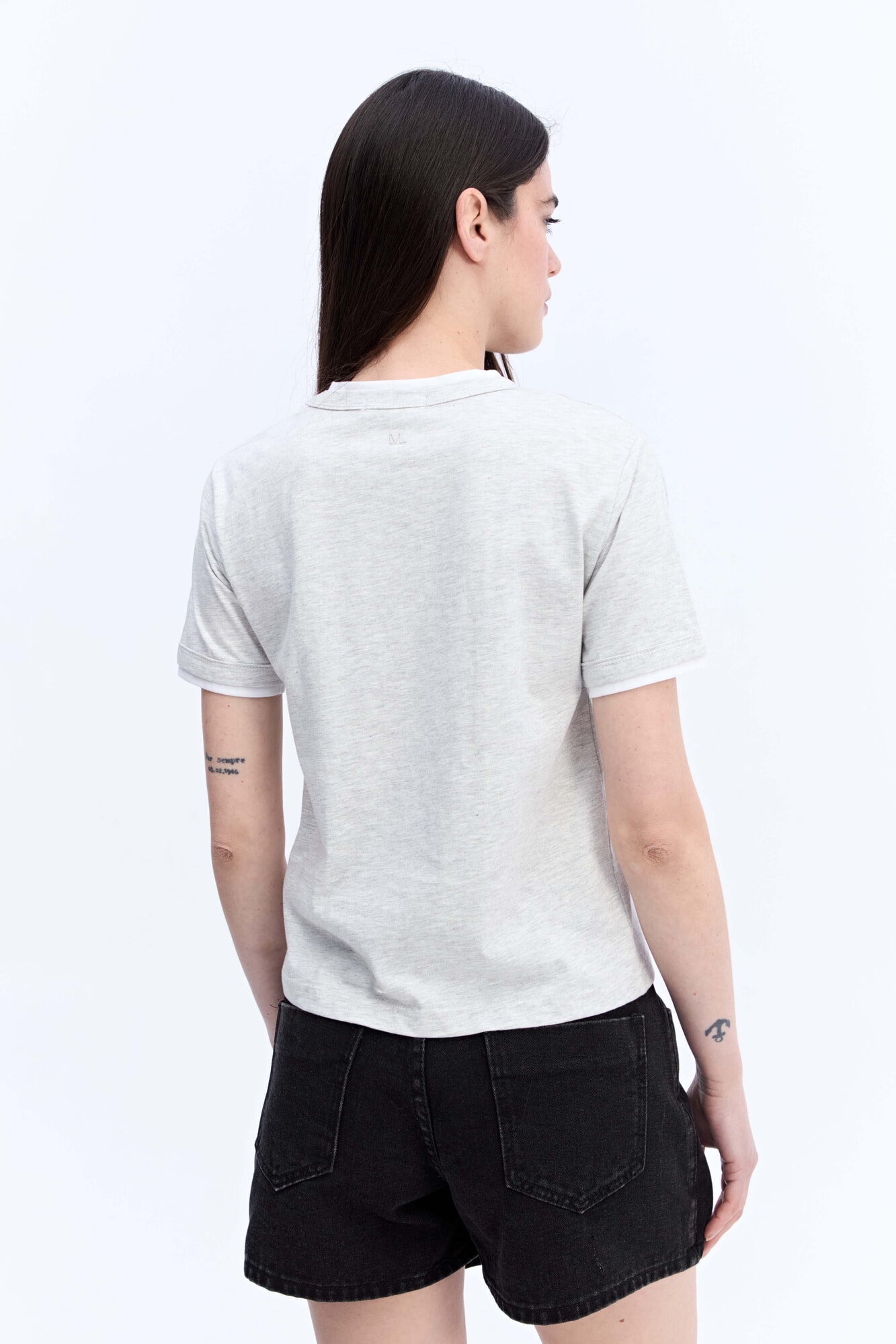 REMERA LIKA