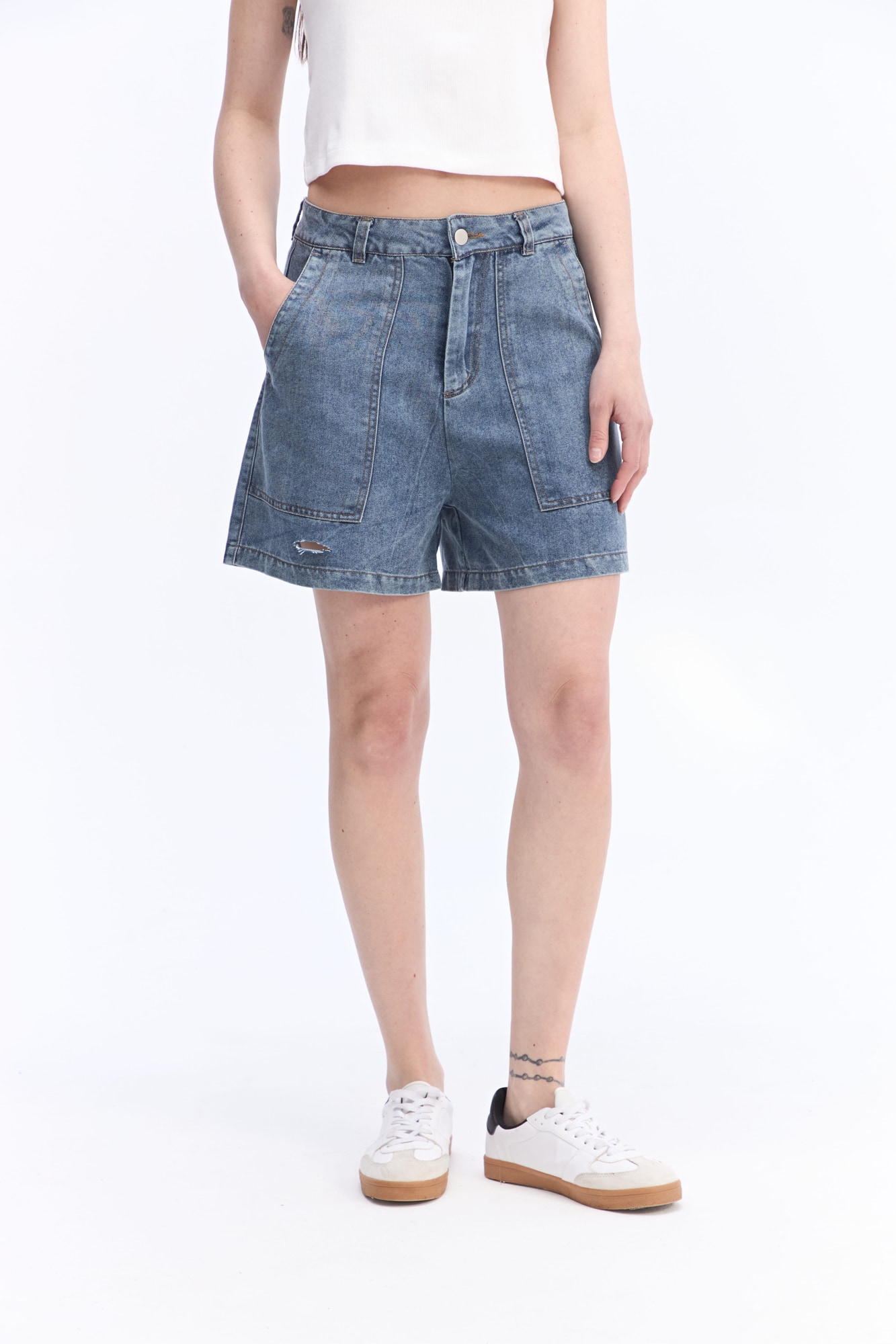 SHORT LINA