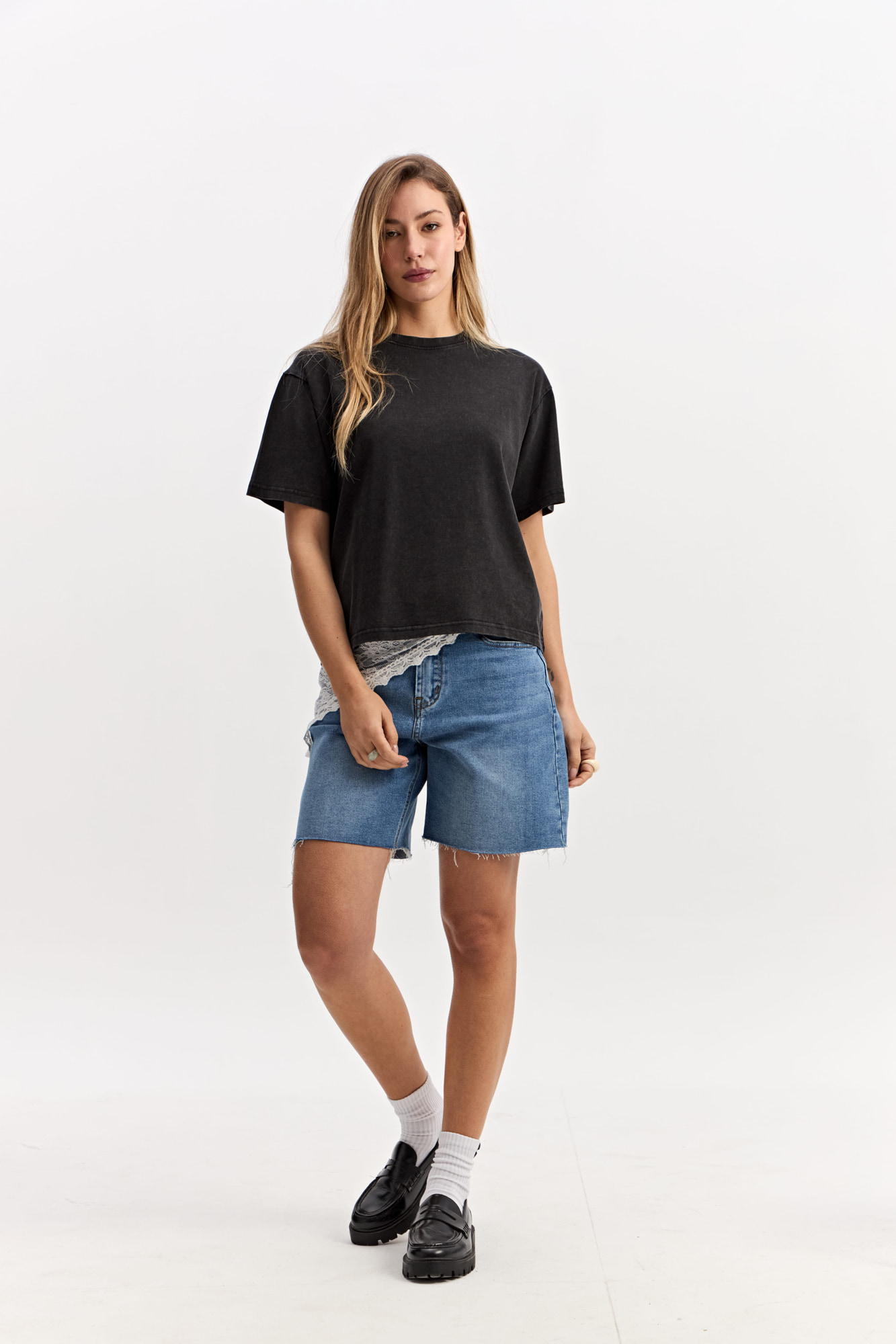 REMERA OVERSIZE LUNIL