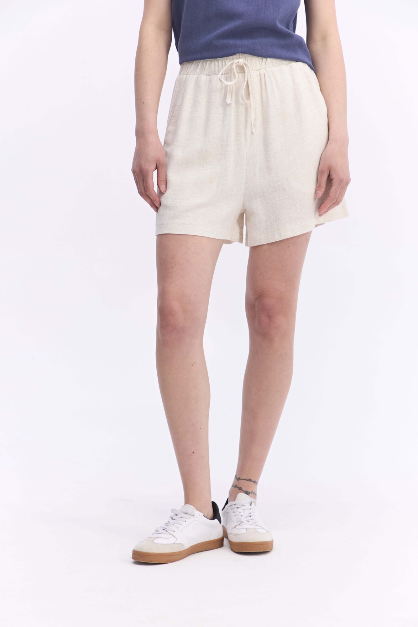SHORT SOL