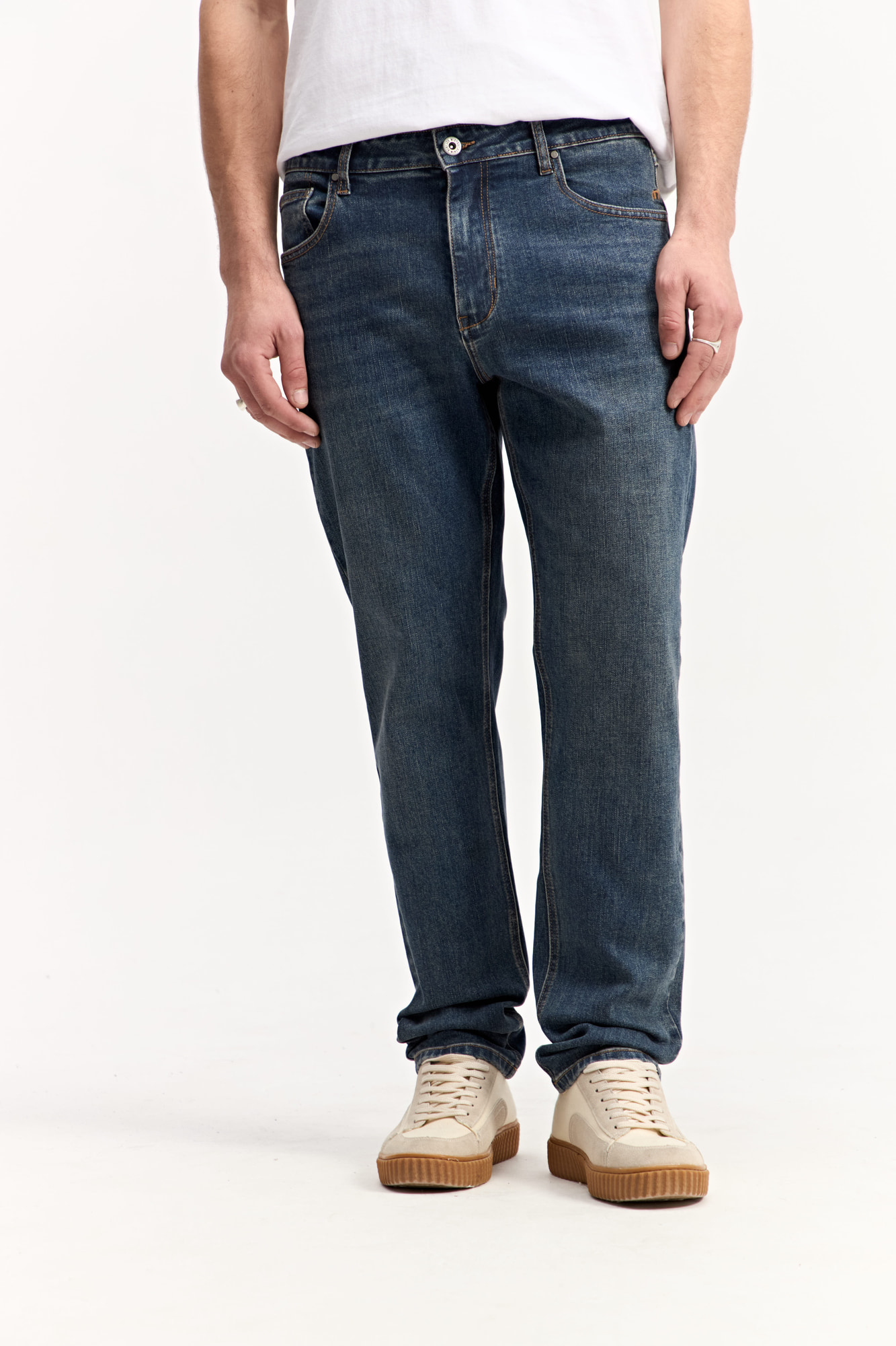 JEAN STRAIGHT ARIX