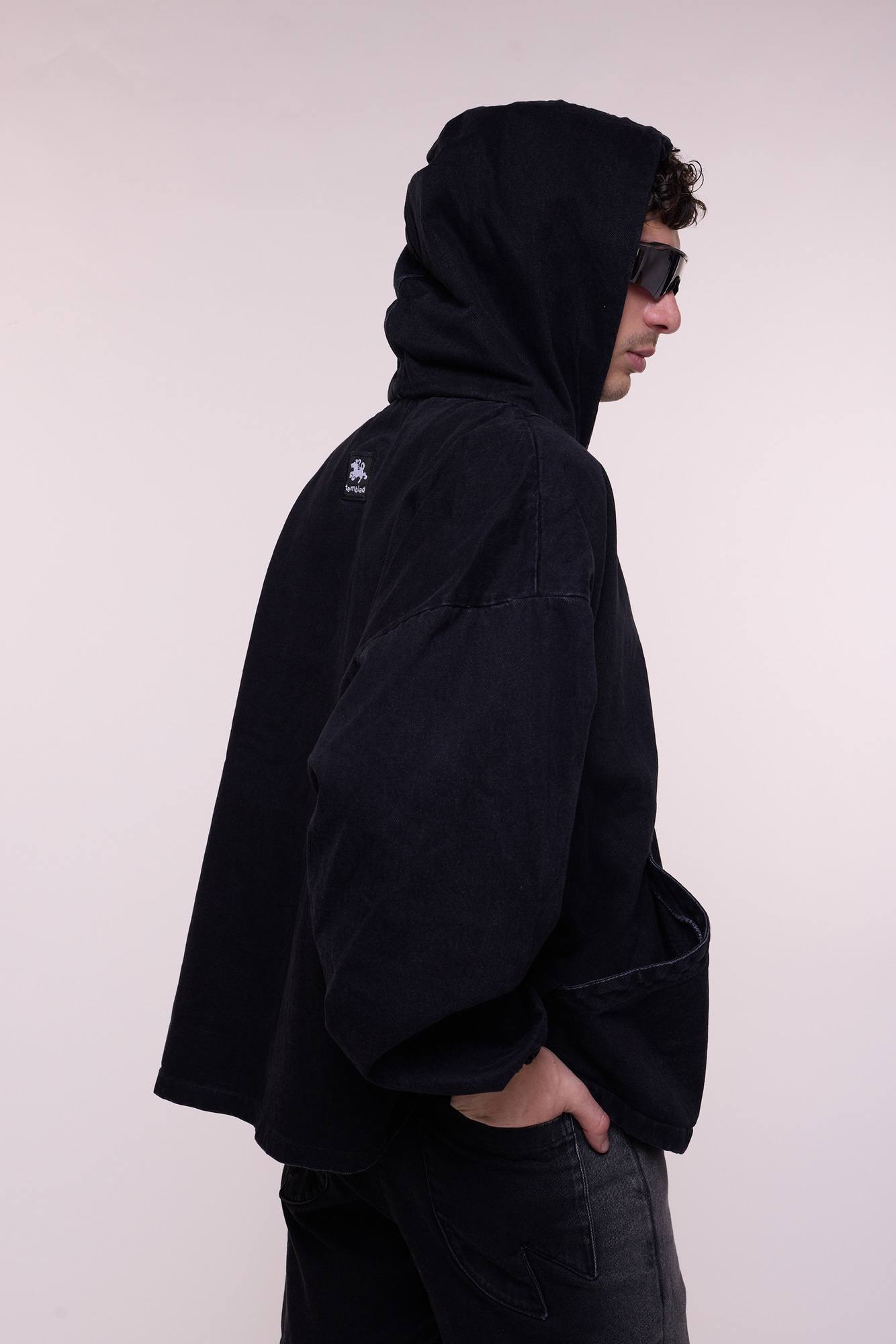 Canguro Trueno Negro