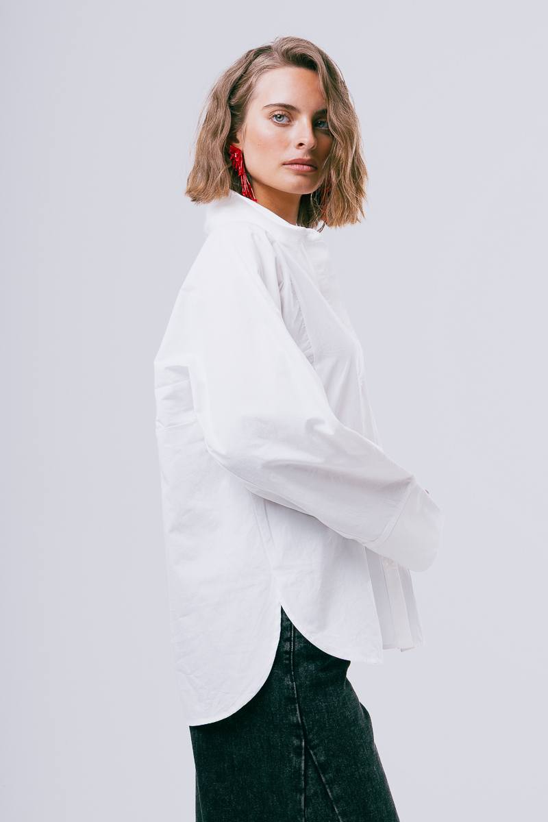 Abri White