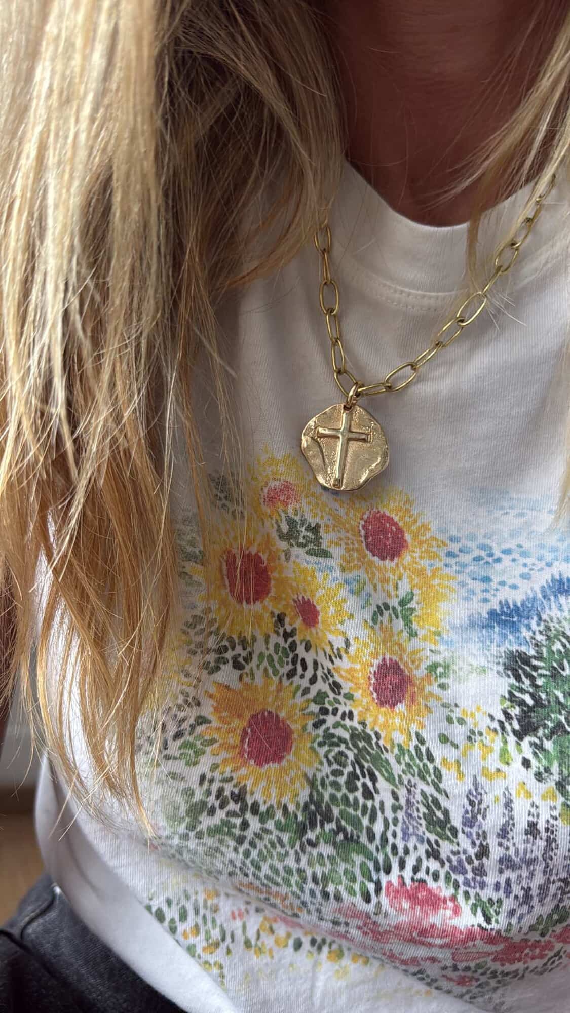 COLLAR CRUZ ROMA