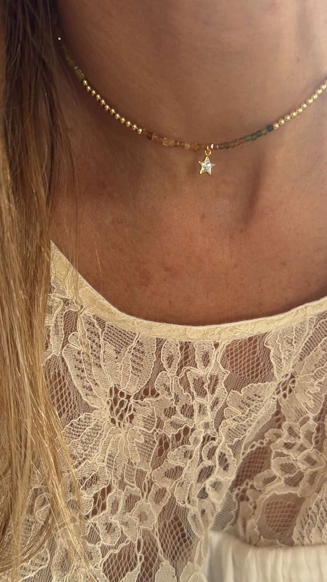 COLLAR ESTRELLA PIEDRA