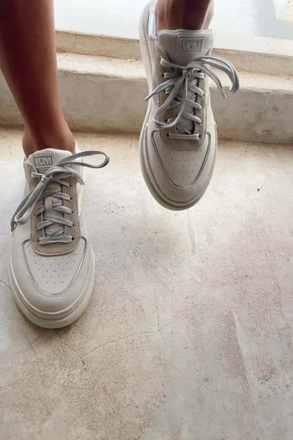 Sneaker Mars