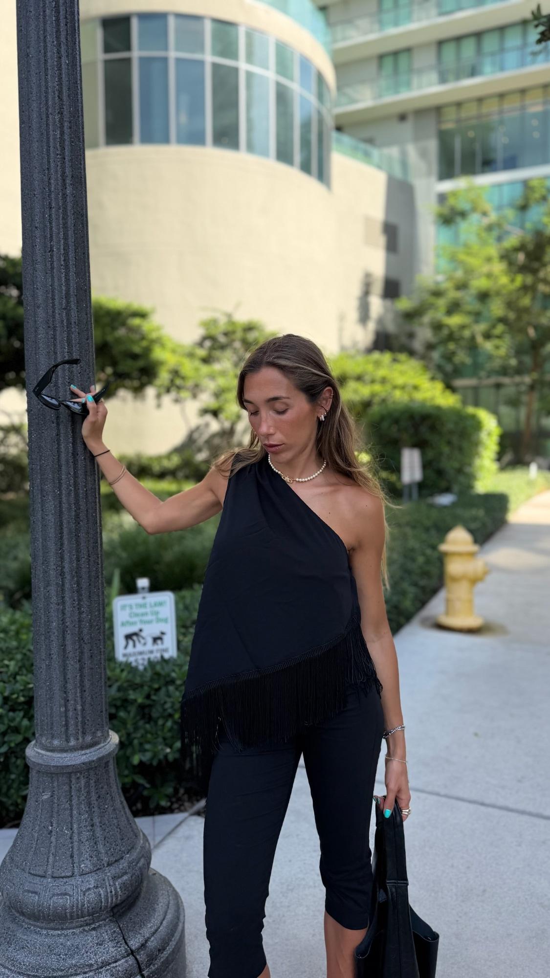 Capri Emily