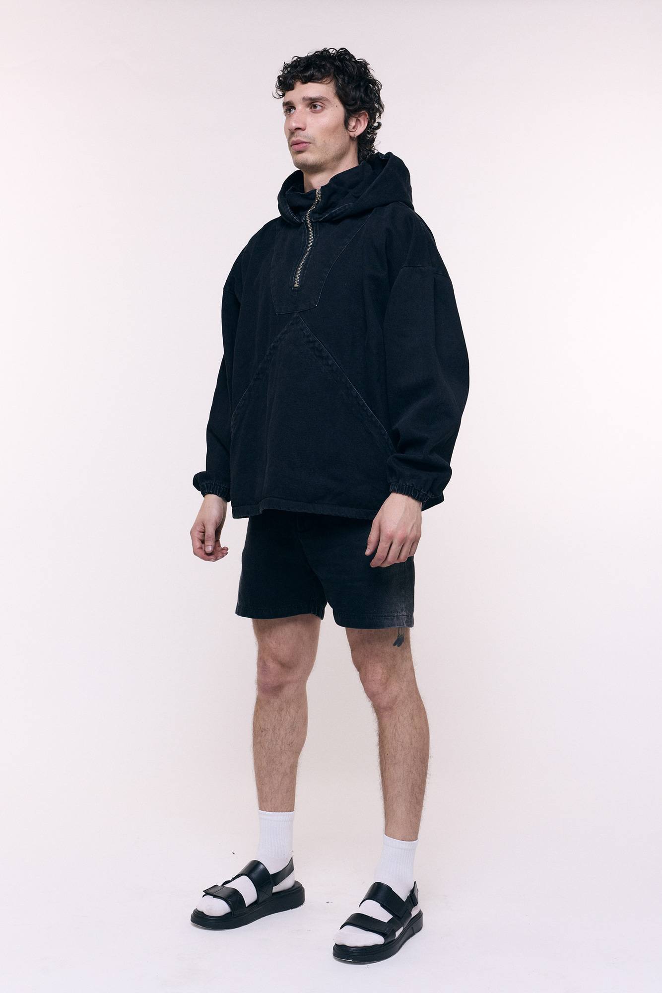 Canguro Trueno Negro