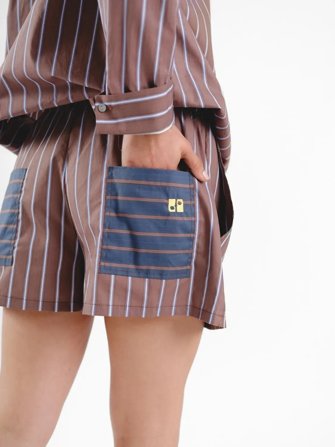 SHORT ESTE