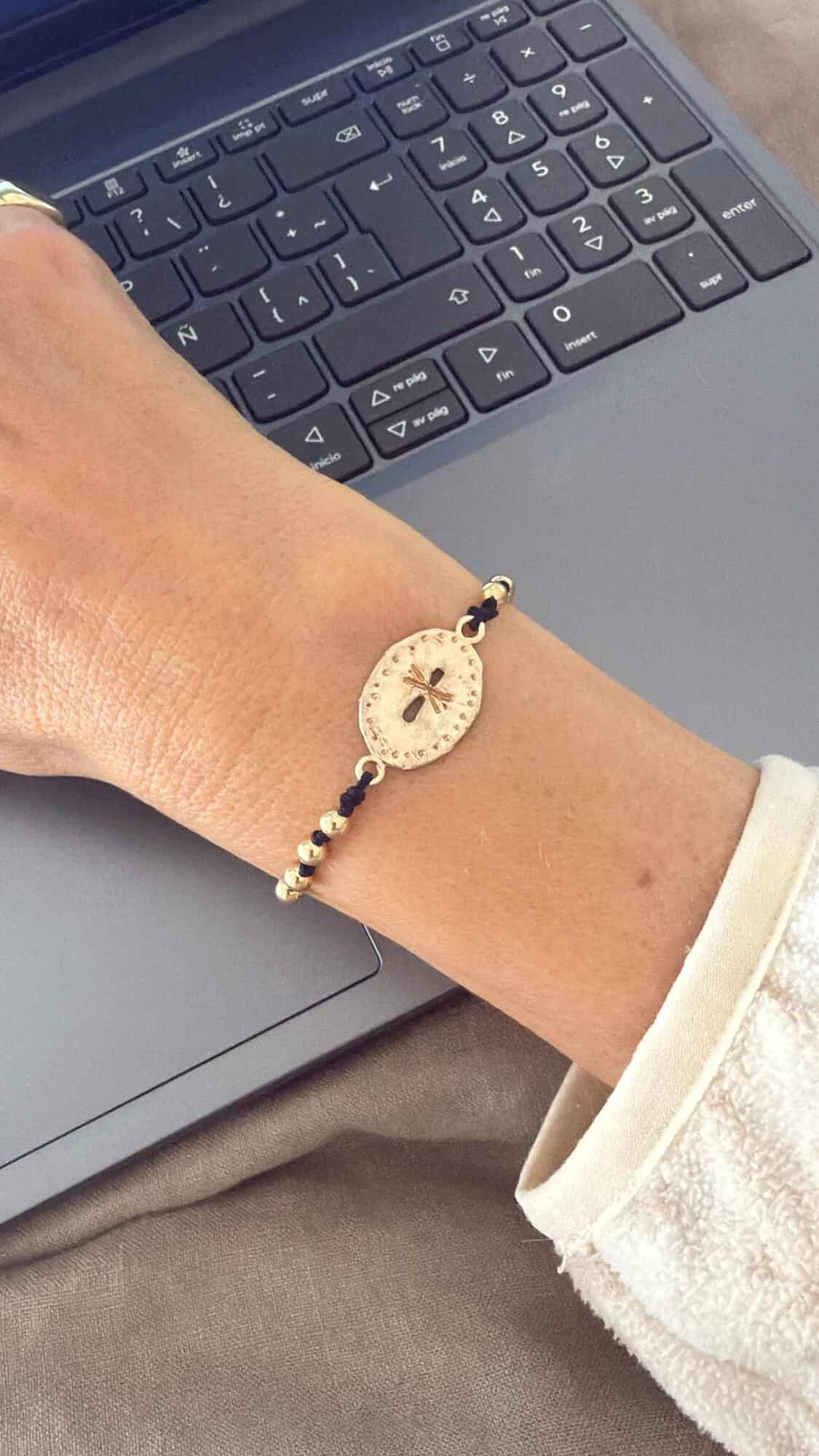 PULSERA CRUZ MANU