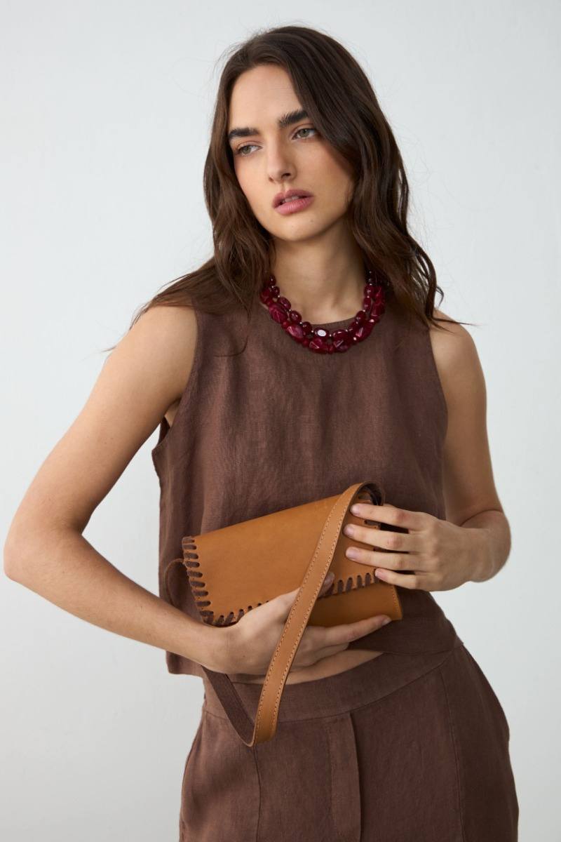 Cartera Tilo Bordada