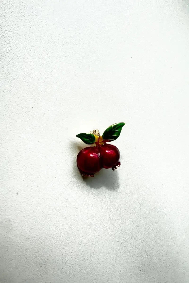 Pin Fruit Granada