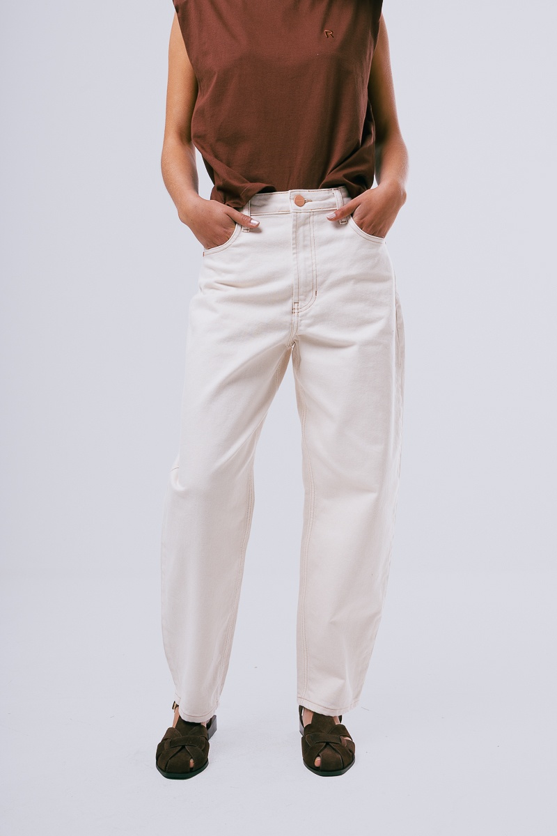 JEAN SLOUCHY